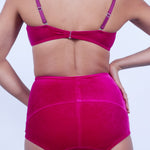 filter: color-hibiscus-pink-velvet; filter: color-pink; color: hibiscus pink velvet;