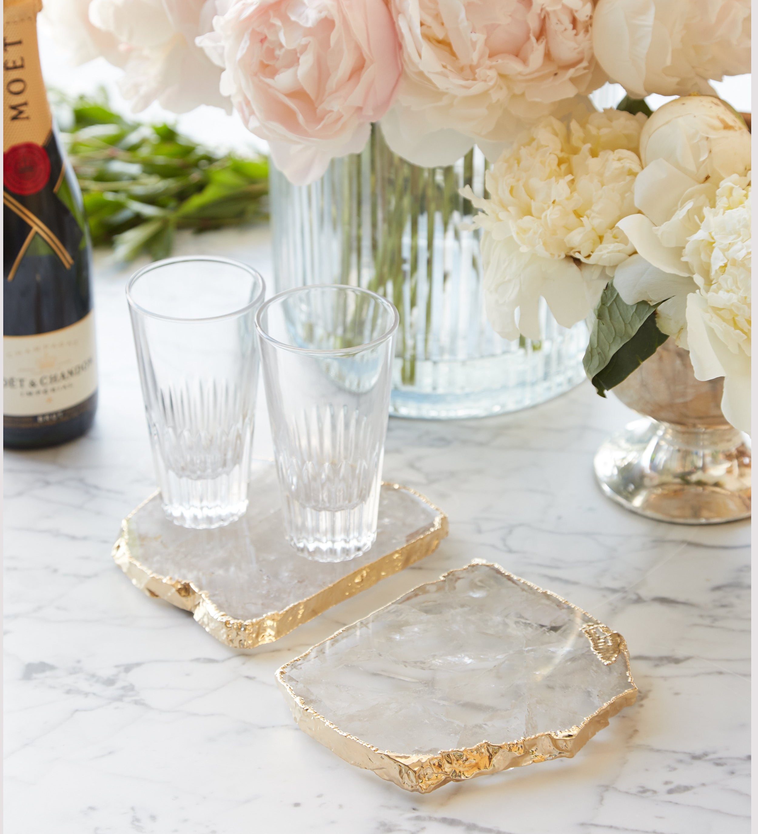 color: crystal gold