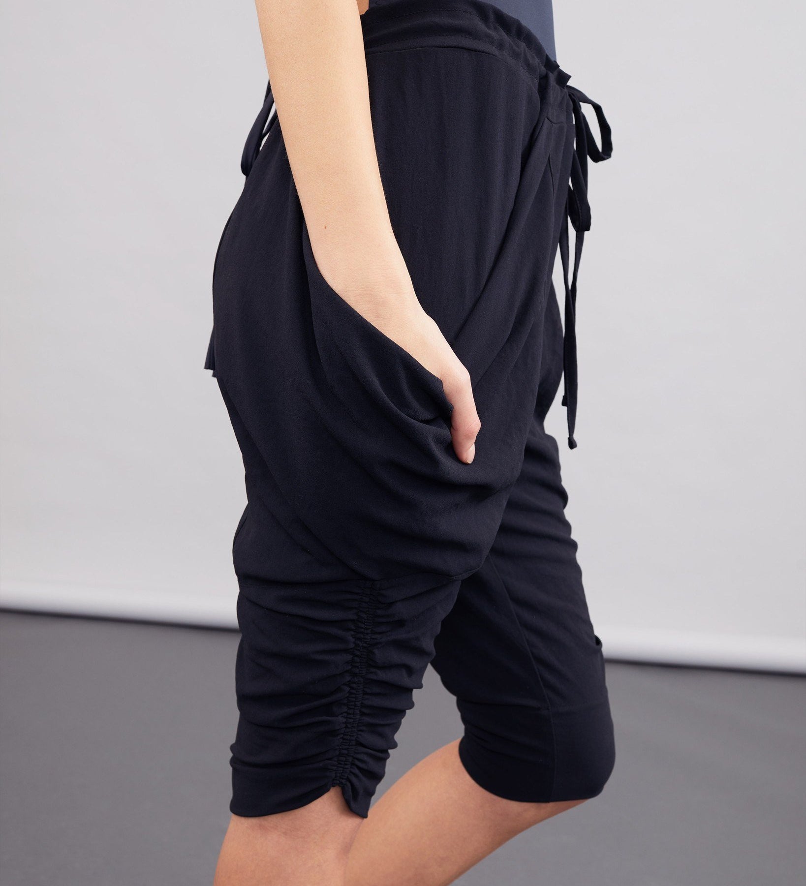 color: jet black;