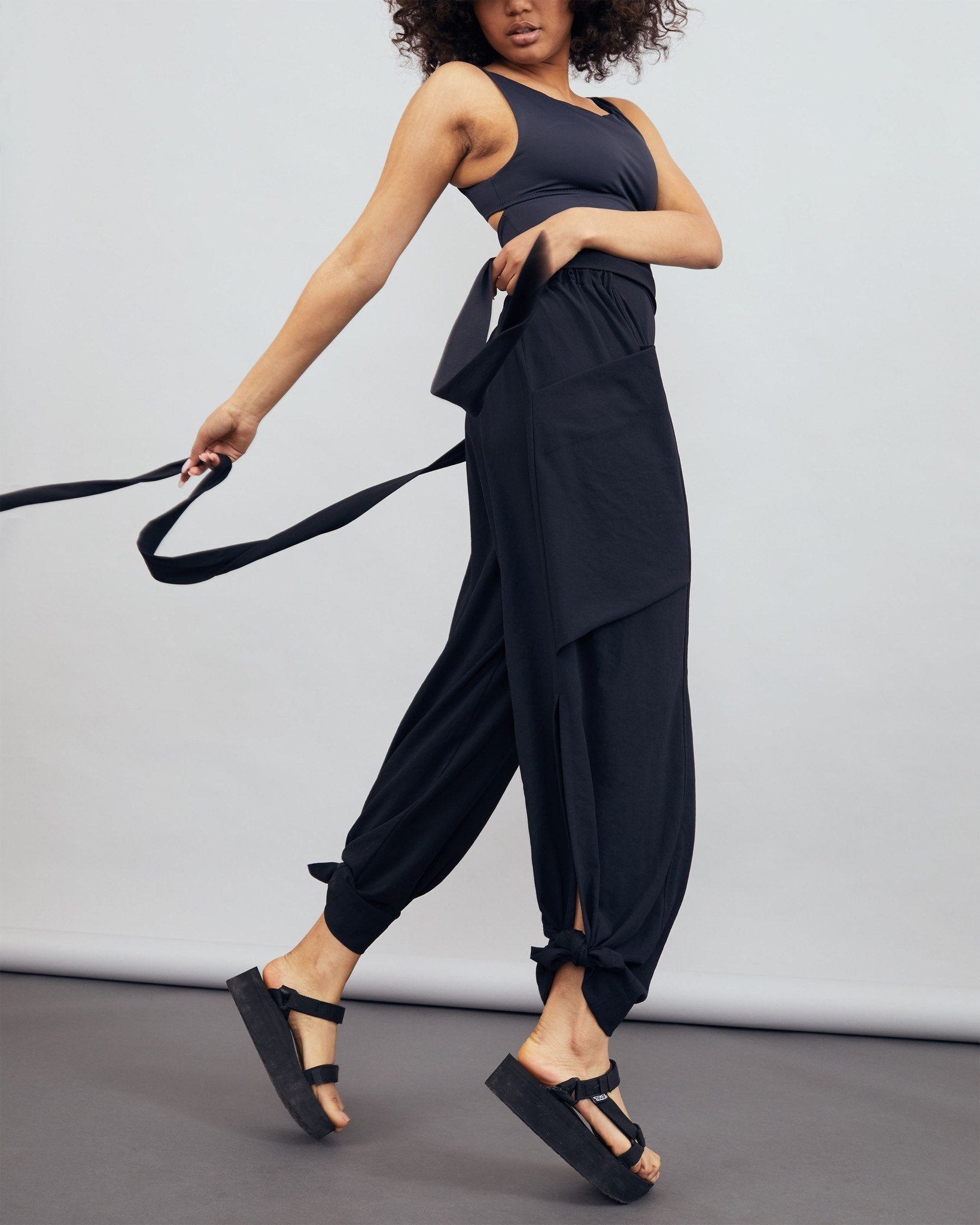 color: jet black;