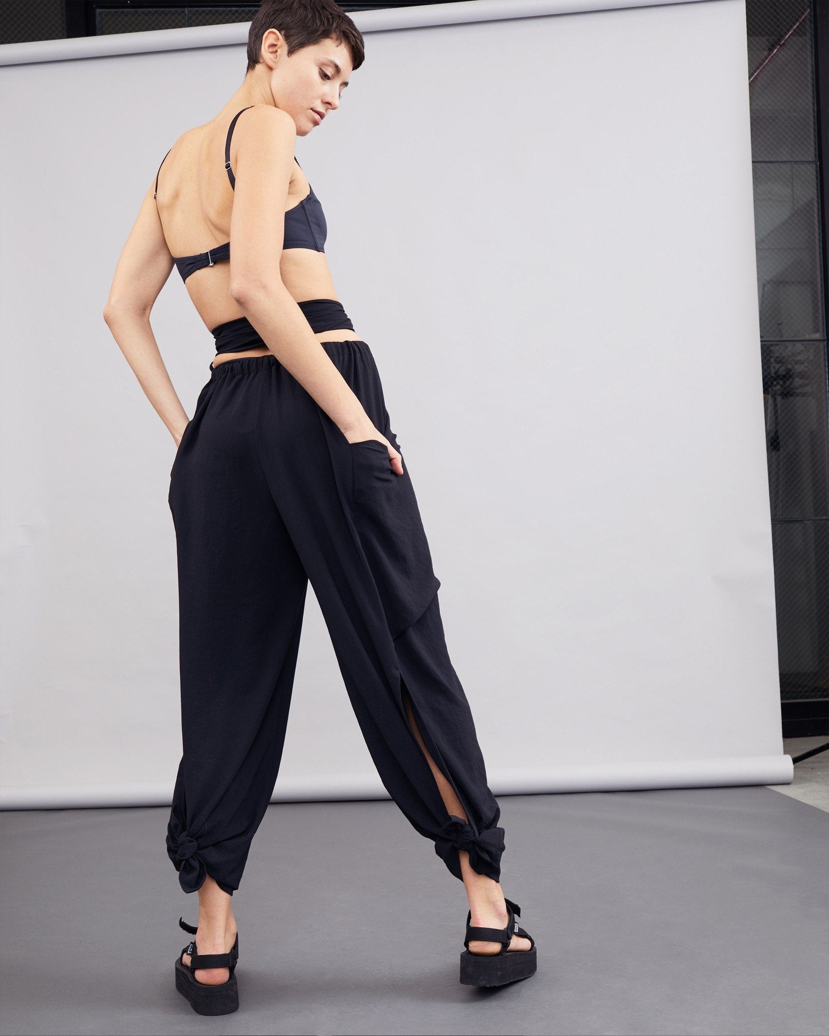 color: jet black;