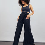 color: jet black;