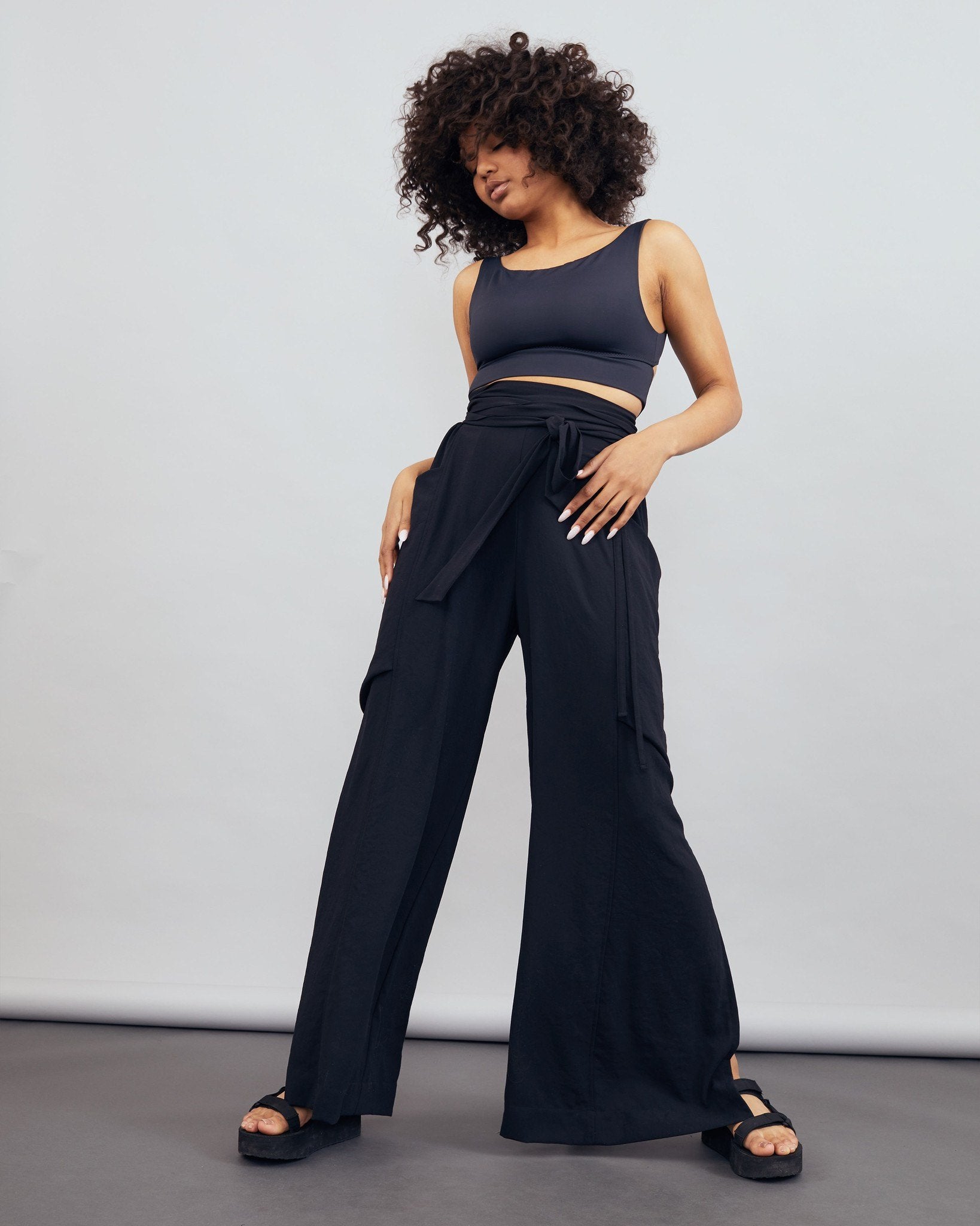 color: jet black;