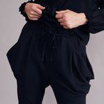 color: black; color: filter-black;