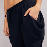 color: black; color: filter-black;