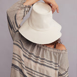 color: natural;