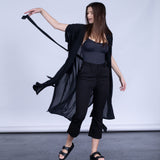 color: black;