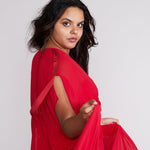 color: red;