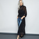 color: black flock;