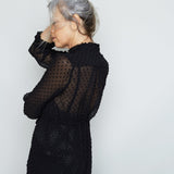 color: black flock;