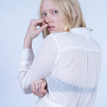 color: white flock;