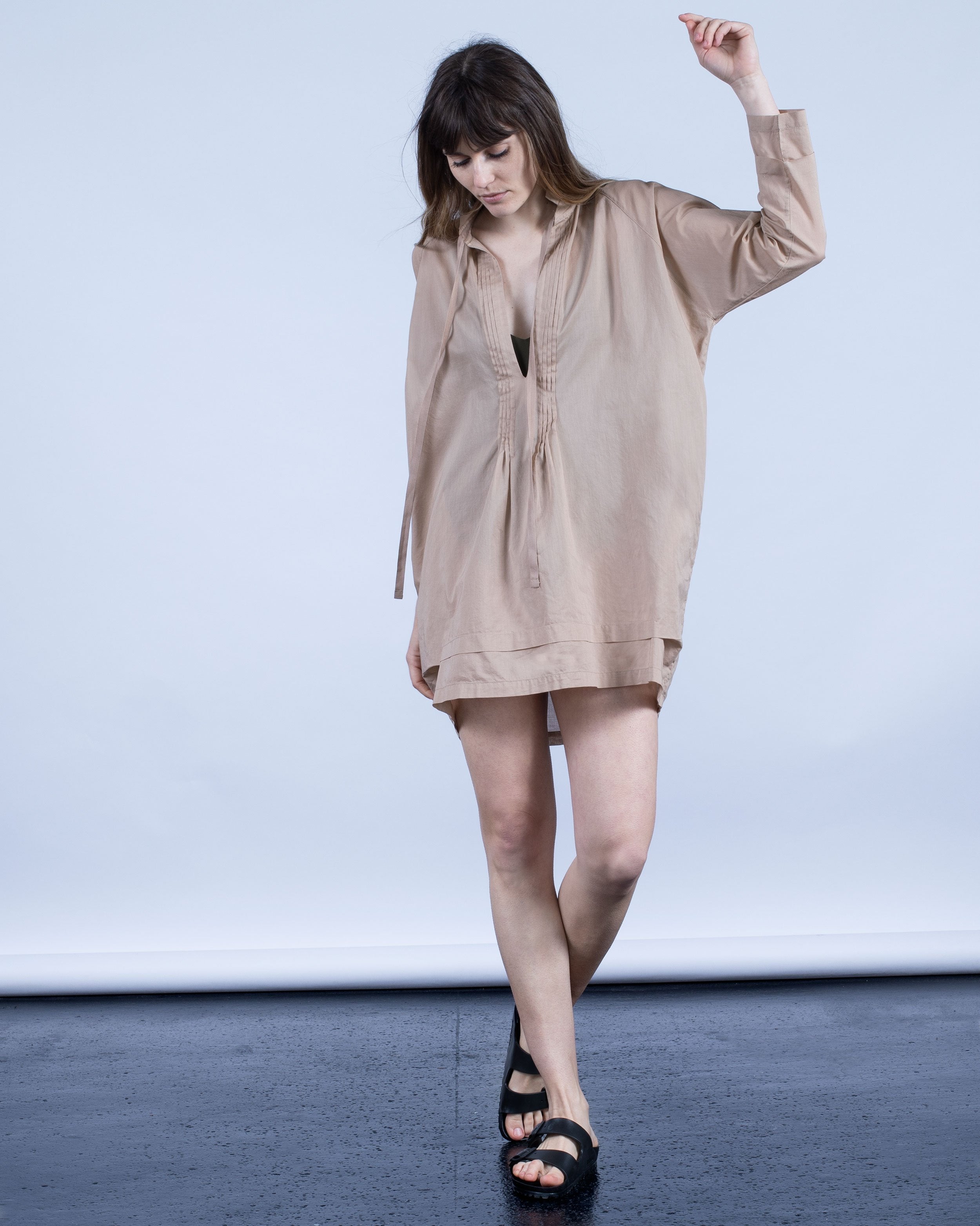 color: taupe;