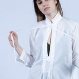 color: white;