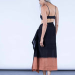 color: black dip dye;