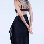 color: black dip dye;