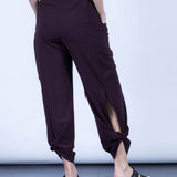 color: currant;