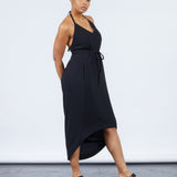 color: black;